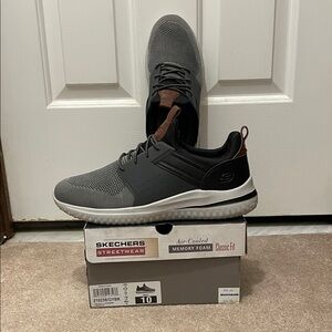 Skechers Men's Delson Black and Gray Sneakers